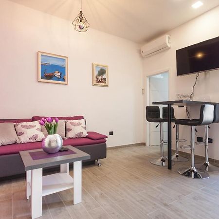 Apartment Toni Pula Zewnętrze zdjęcie